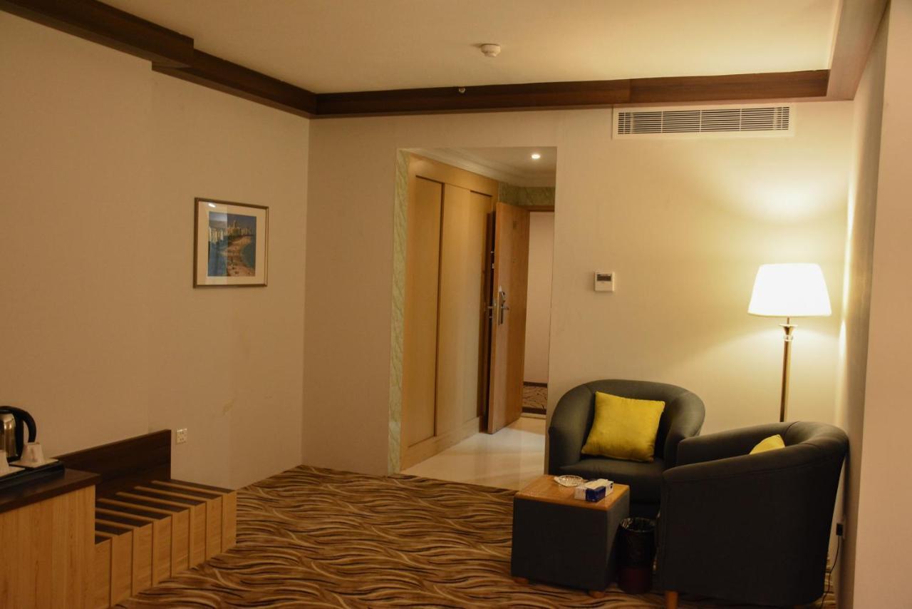 Florida Inn Hotel Najran Extérieur photo