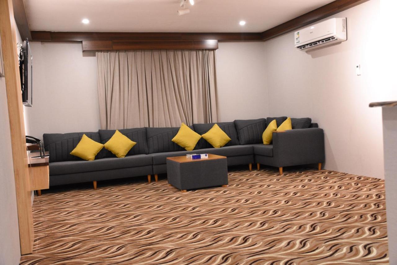 Florida Inn Hotel Najran Extérieur photo
